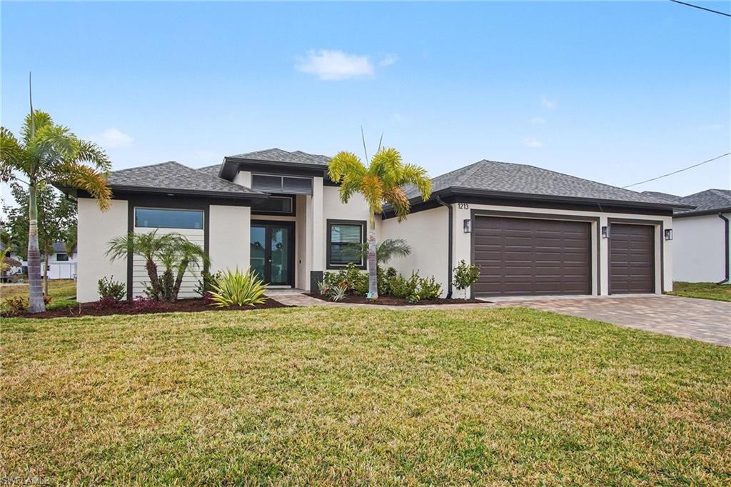 CAPE CORAL - Residential