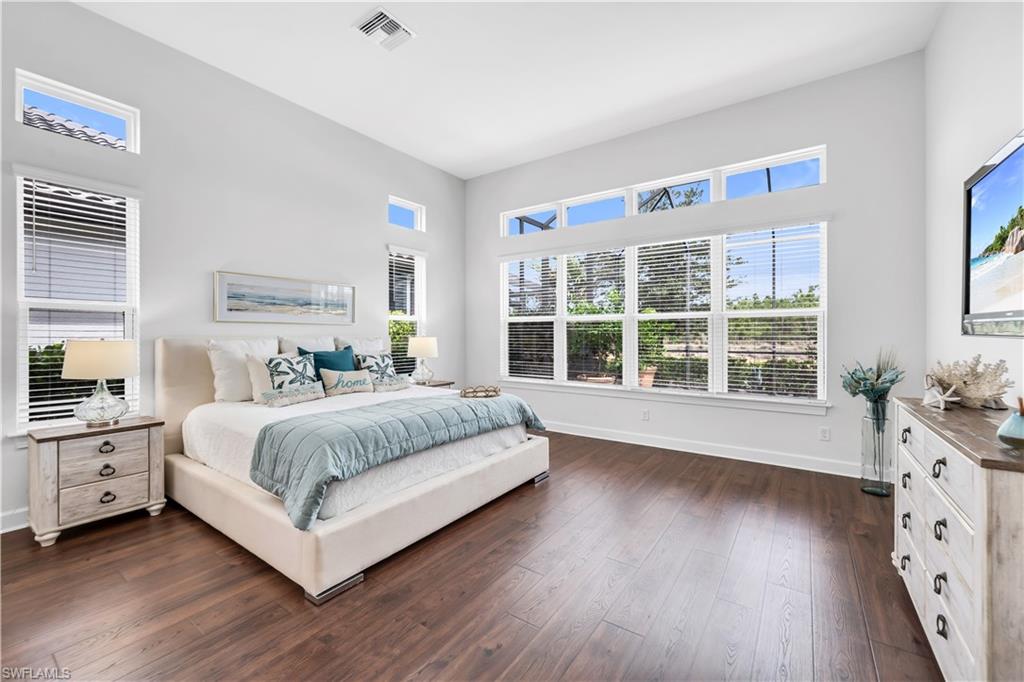 ESPLANADE - Residential