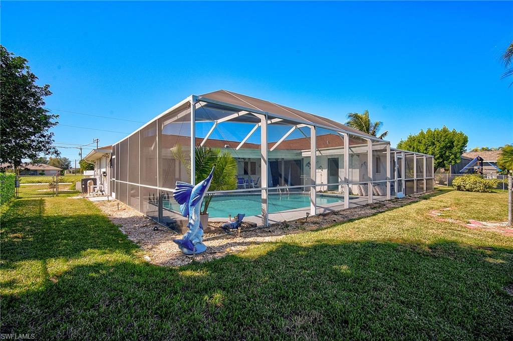 CAPE CORAL - Residential