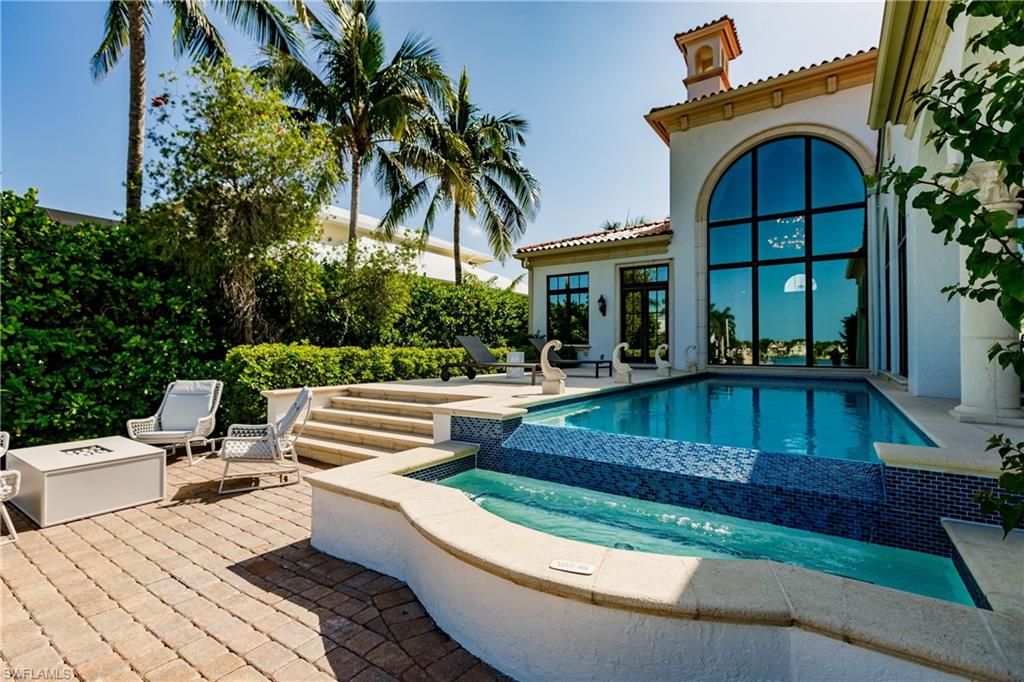 ROYAL HARBOR - Residential