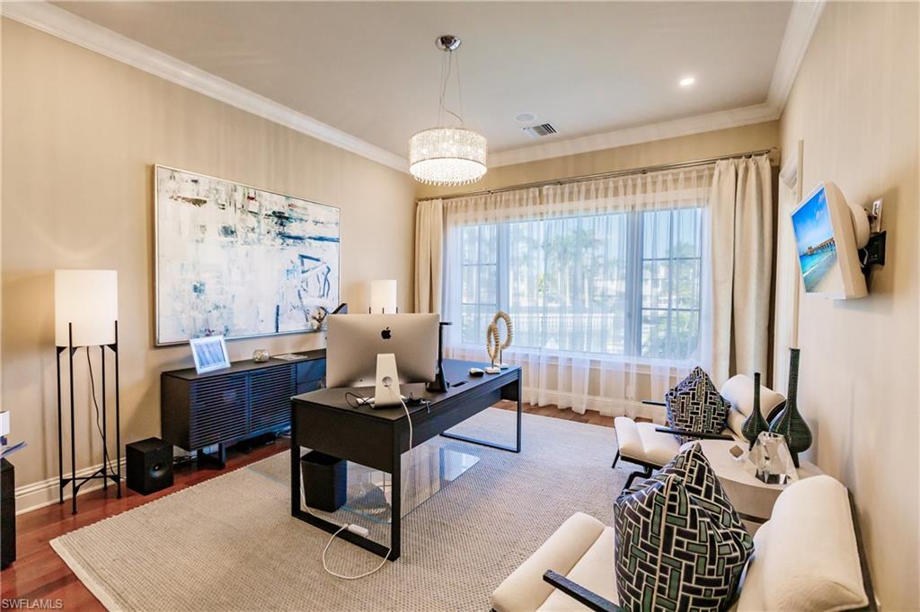 ROYAL HARBOR - Residential