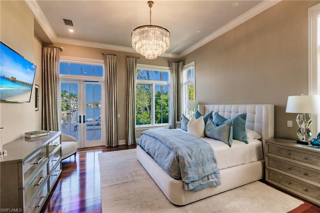 ROYAL HARBOR - Residential