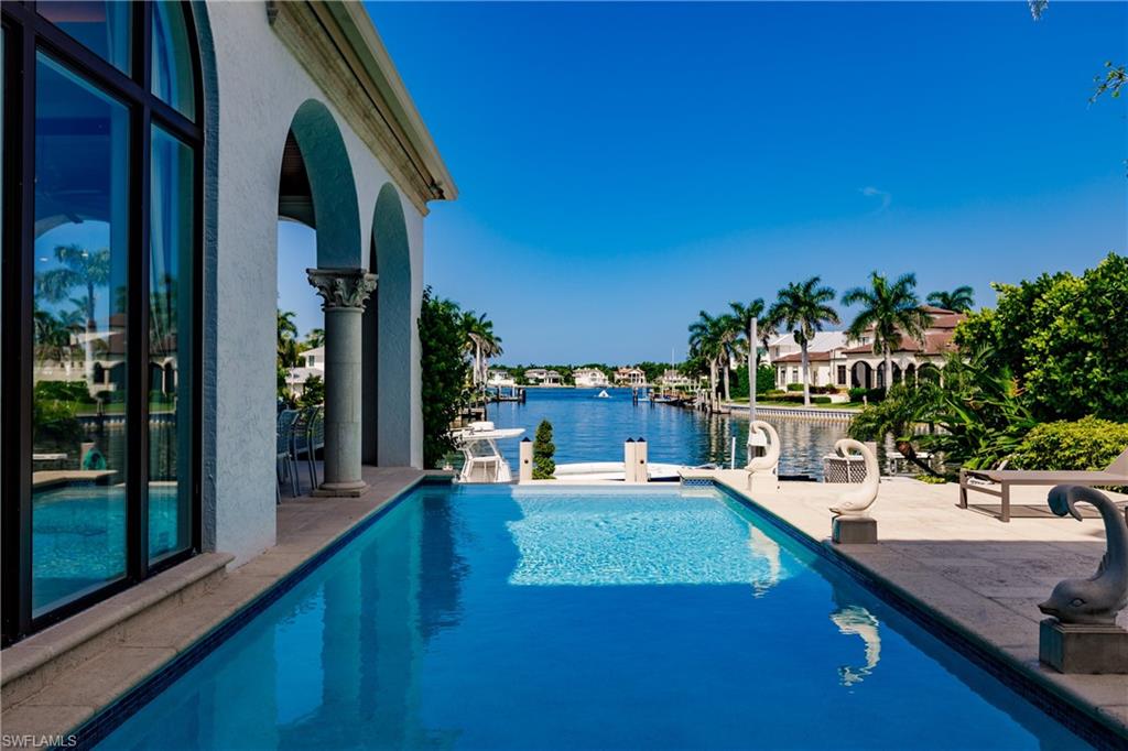 ROYAL HARBOR - Residential