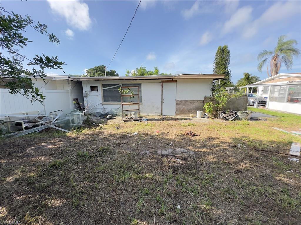 LEHIGH ACRES - Residential