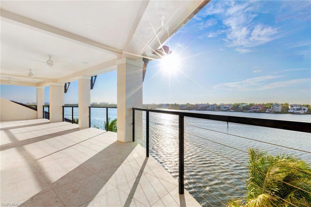 LITTLE HICKORY SHORES - Residential