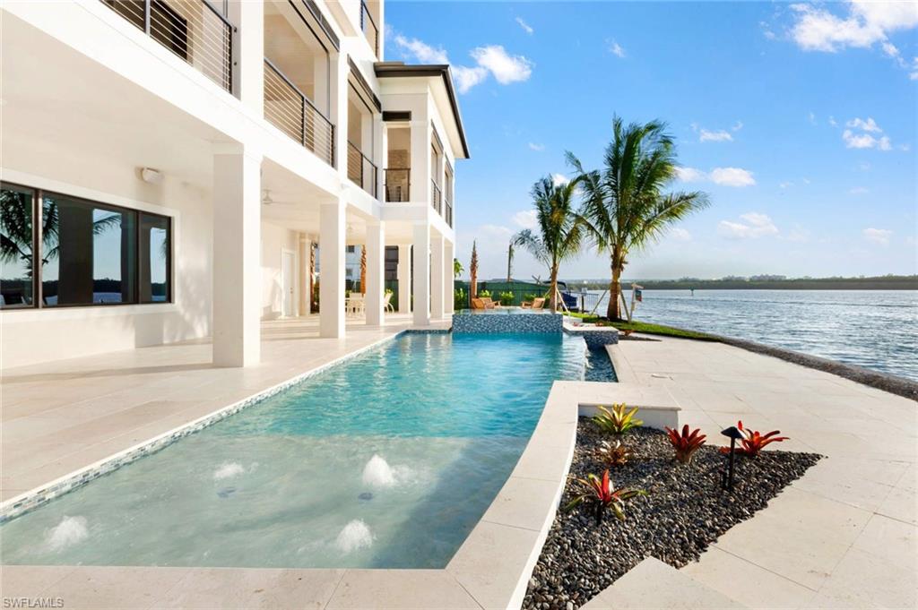 LITTLE HICKORY SHORES - Residential