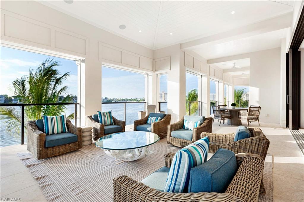 LITTLE HICKORY SHORES - Residential