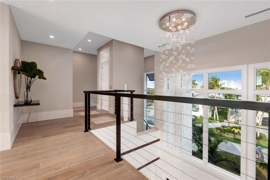 LITTLE HICKORY SHORES - Residential