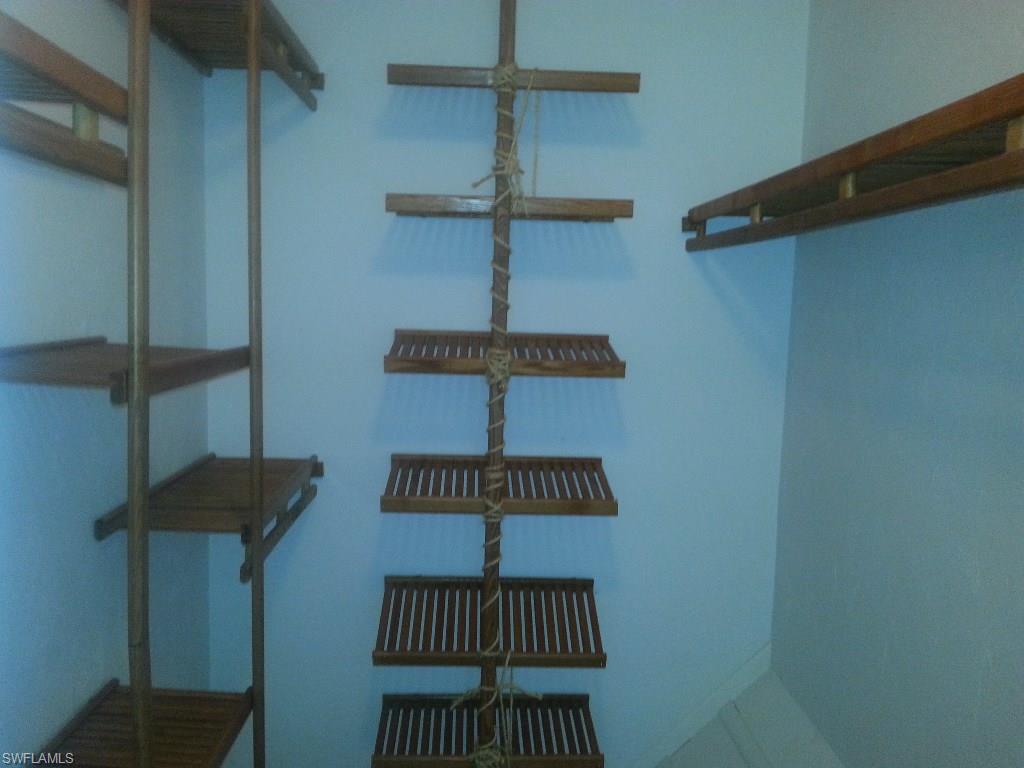 PROVINCETOWN - Residential