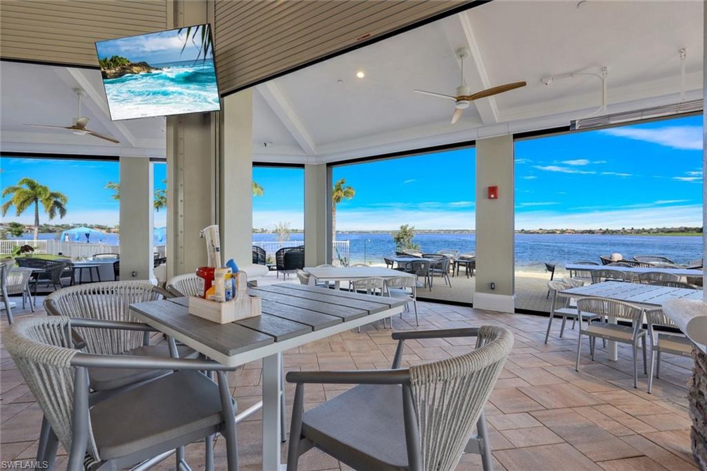 QUARTZ COVE - Residential