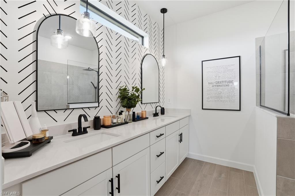 VERDANA VILLAGE - Residential Lease