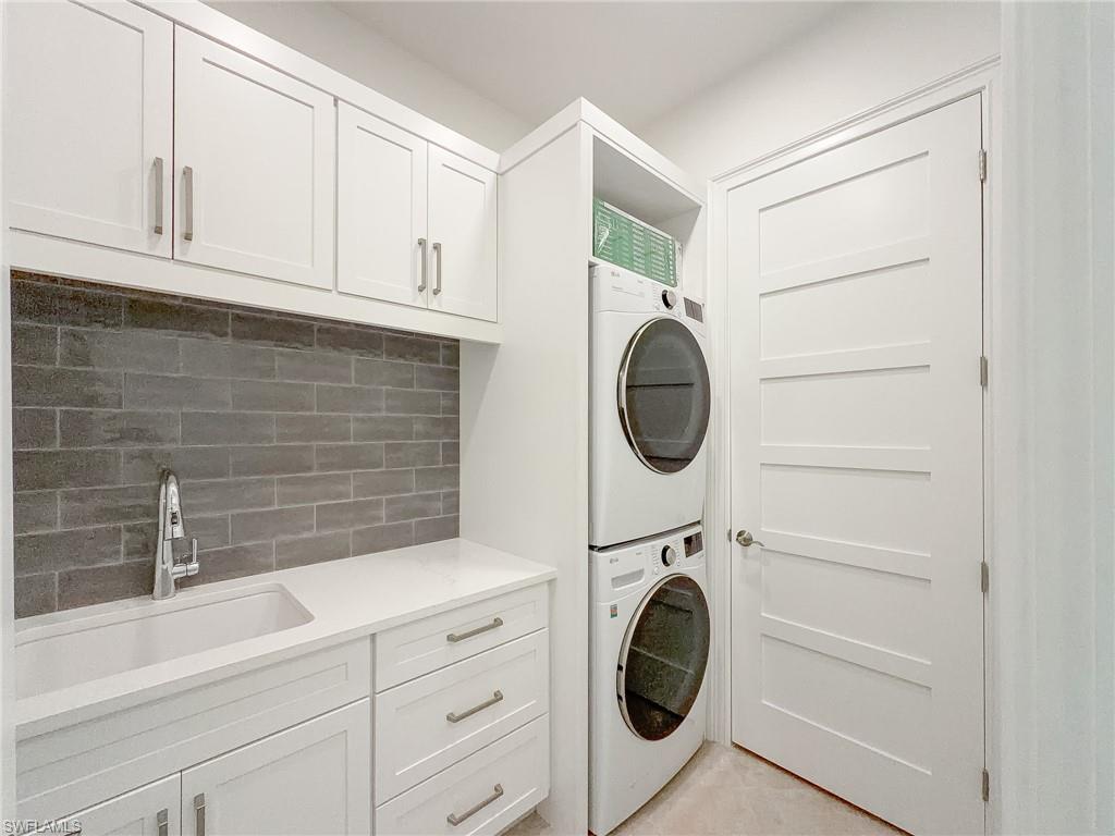 ISLES OF COLLIER PRESERVE - Residential