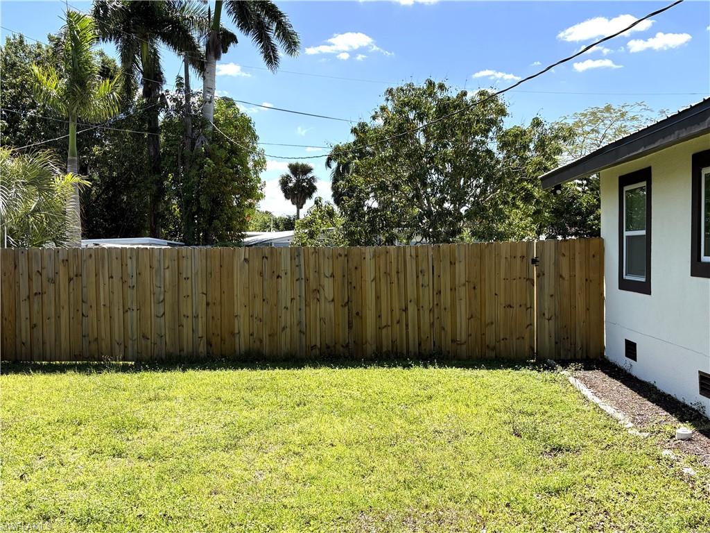 ALABAMA GROVE TERRACE - Residential