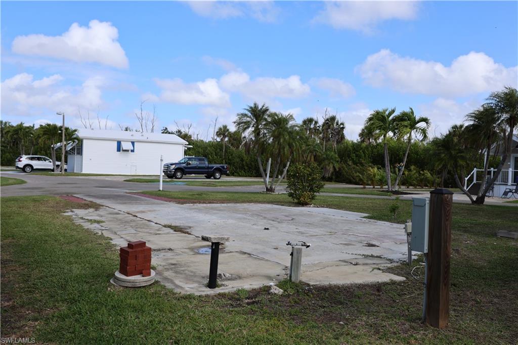 PALMETTO PALMS R V - Land