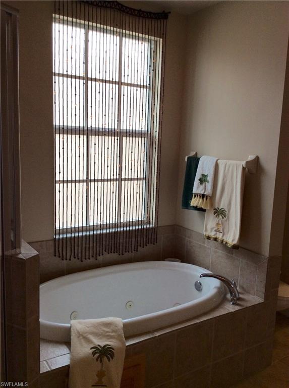 WHITECAPS SOUTH CONDO - Residential