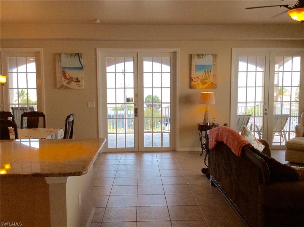 WHITECAPS SOUTH CONDO - Residential