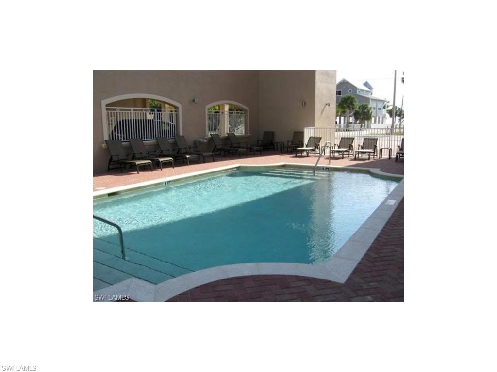 WHITECAPS SOUTH CONDO - Residential