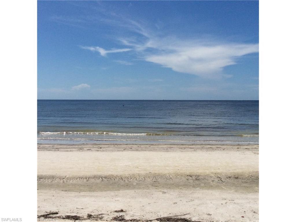 WHITECAPS SOUTH CONDO - Residential