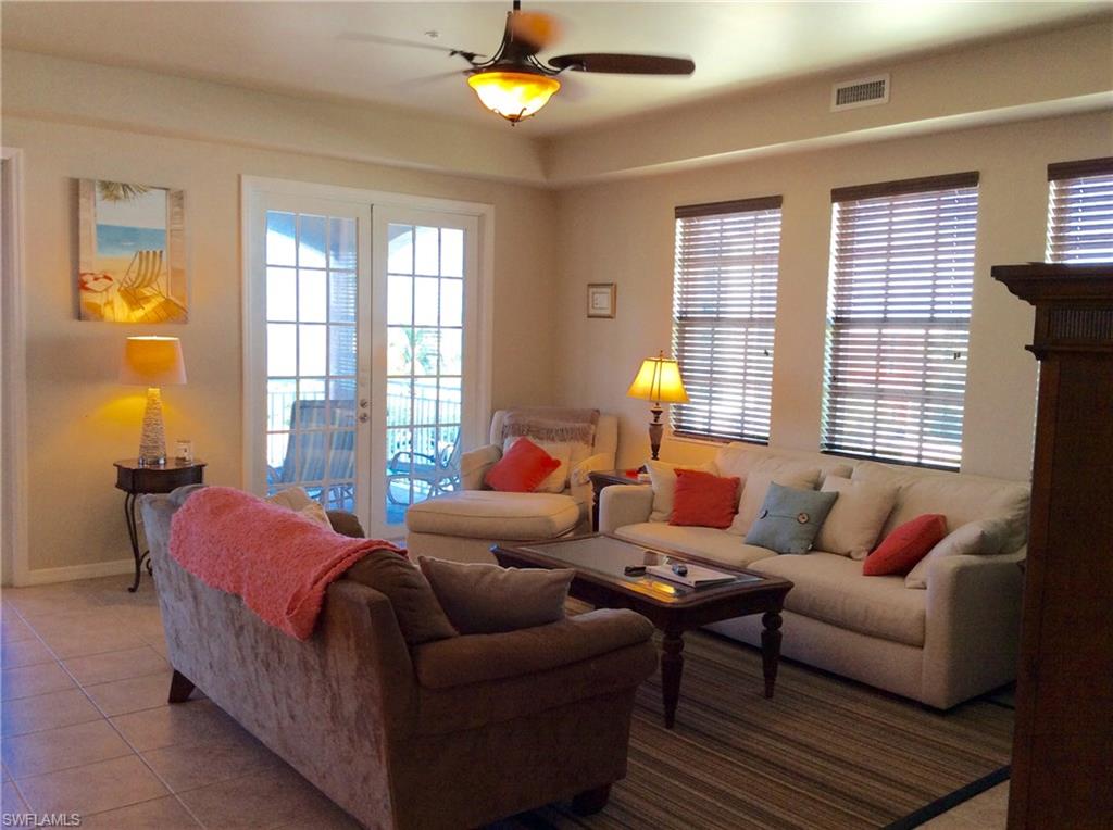 WHITECAPS SOUTH CONDO - Residential