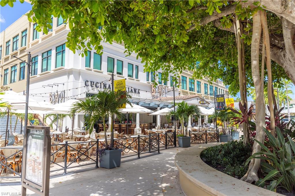 NAPLES PARK - Residential