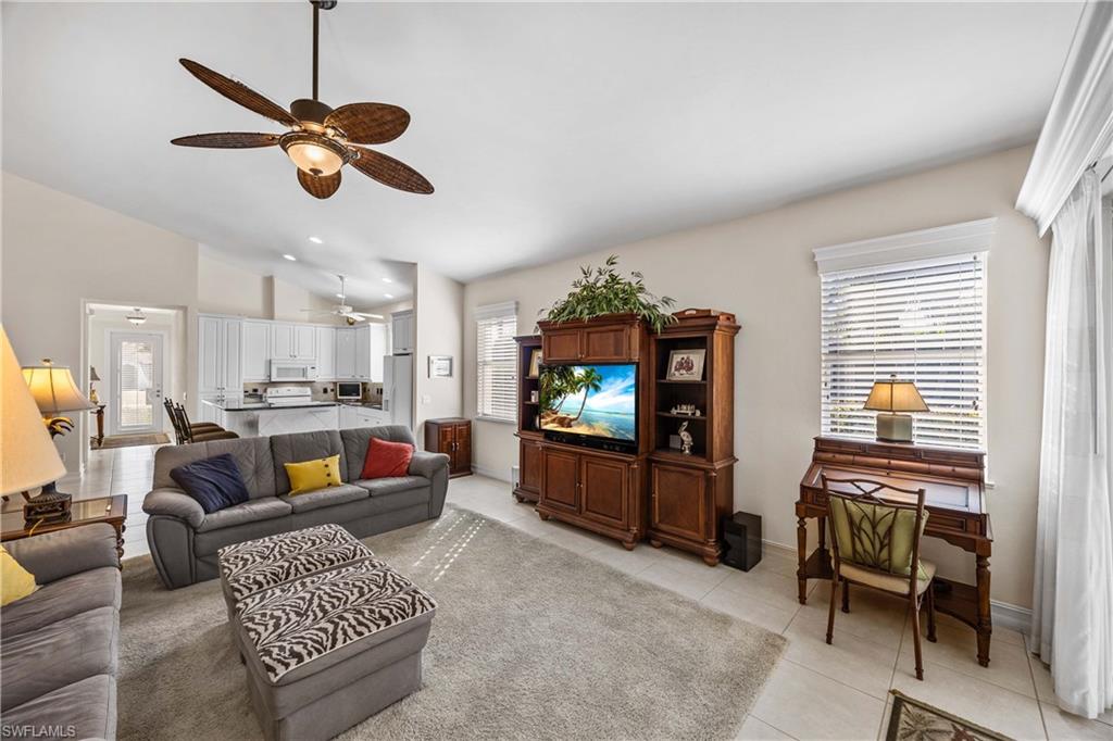 NAPLES PARK - Residential