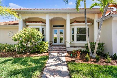 A home in MARCO ISLAND