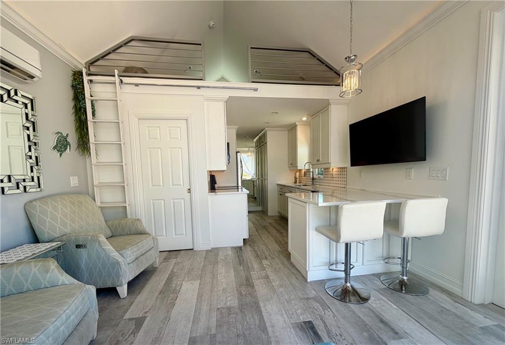 PELICAN LAKE RV RESORT - Land