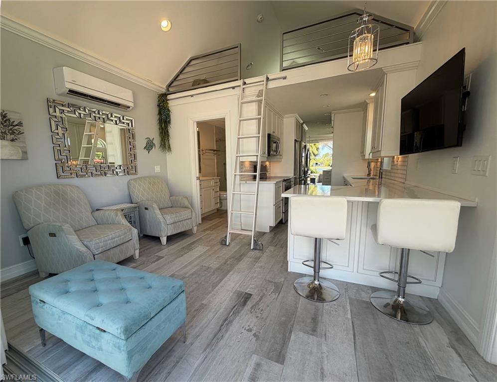 PELICAN LAKE RV RESORT - Land