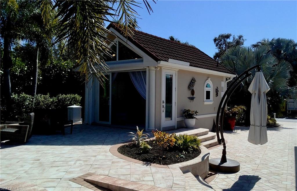 PELICAN LAKE RV RESORT - Land