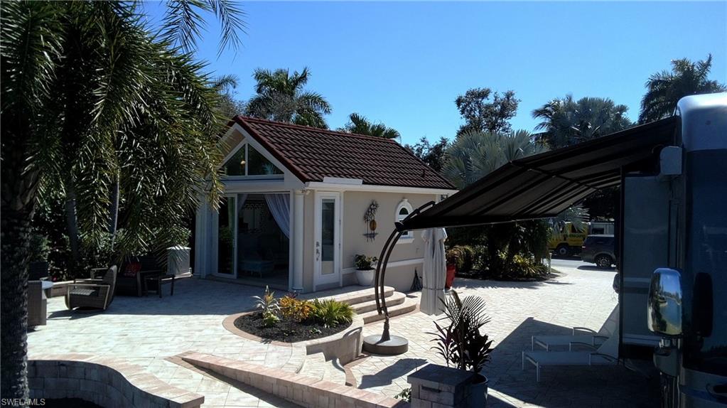 PELICAN LAKE RV RESORT - Land