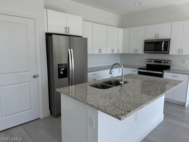 PORT LABELLE - Residential Lease