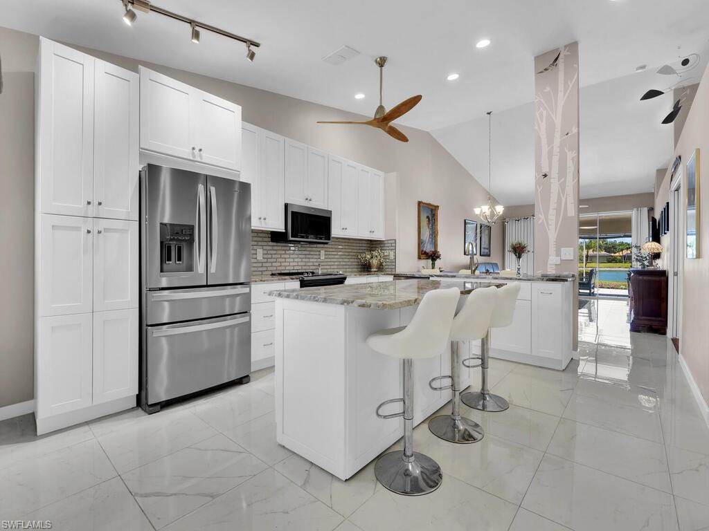 PALOMINO VILLAGE - Residential