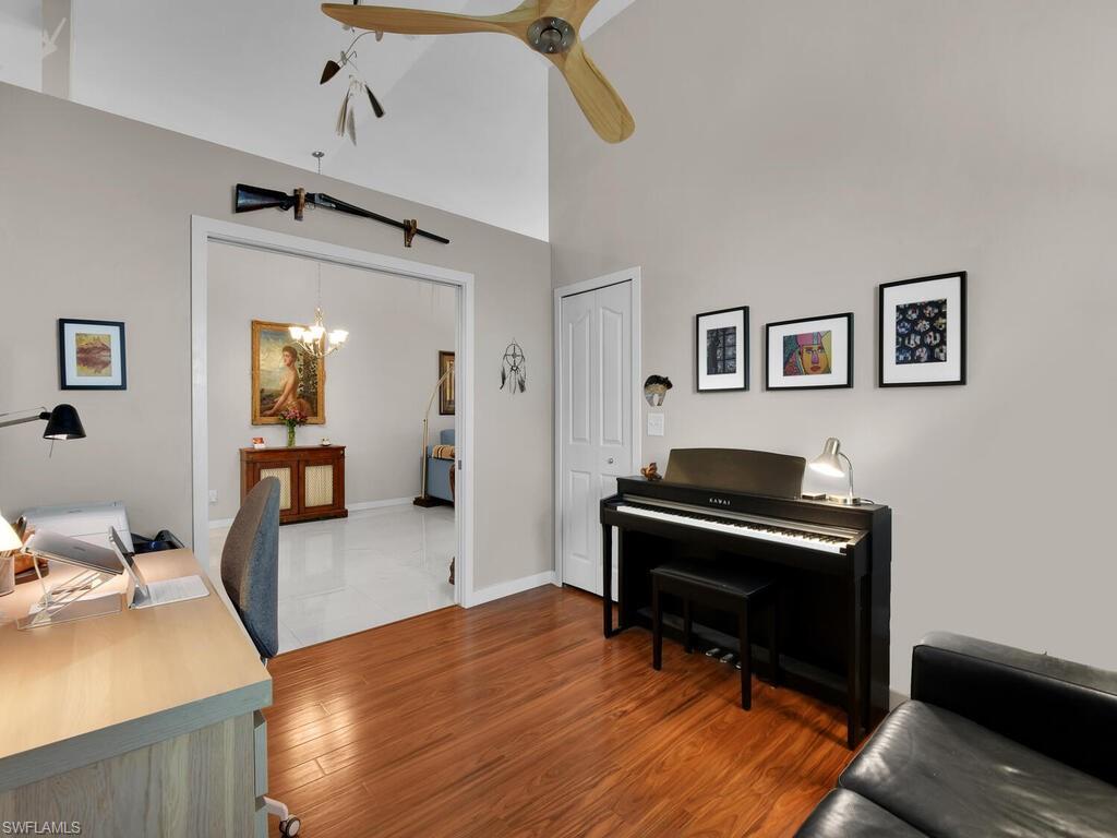 PALOMINO VILLAGE - Residential