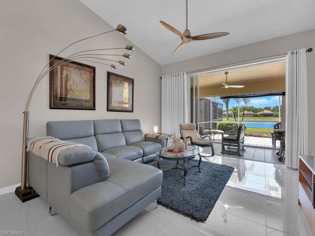 PALOMINO VILLAGE - Residential