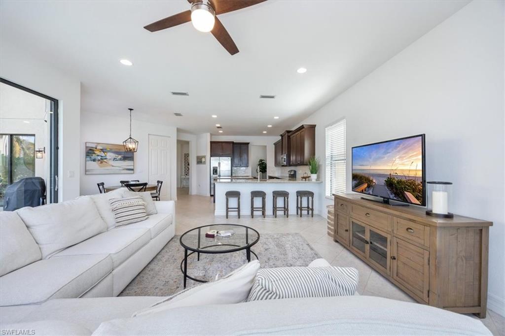 MARBELLA ISLES - Residential