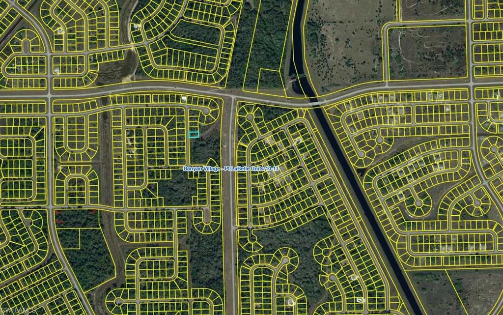 BANYAN VILLAGE - Land