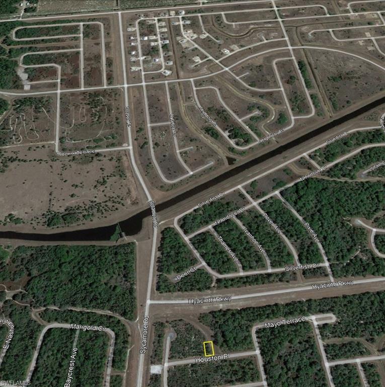 BANYAN VILLAGE - Land