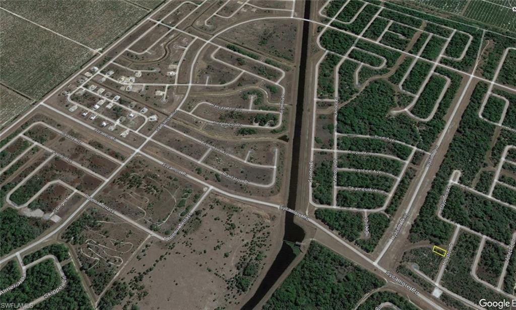 BANYAN VILLAGE - Land