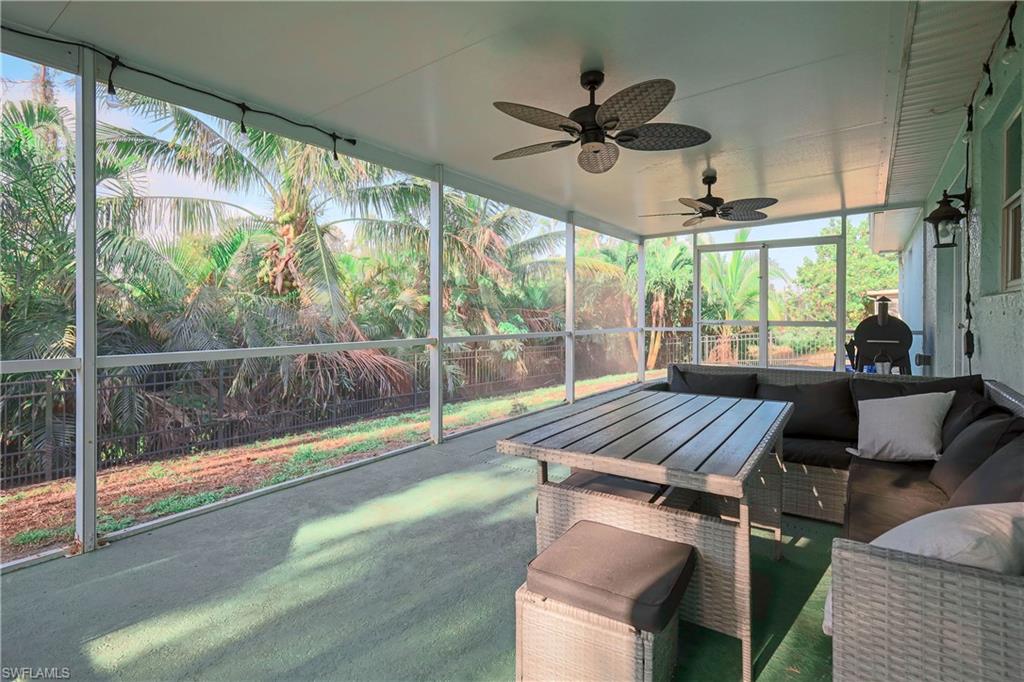 SAN CARLOS PARK - Residential