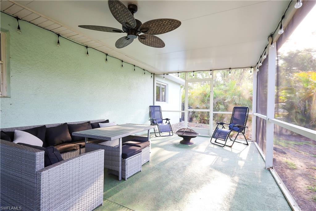 SAN CARLOS PARK - Residential