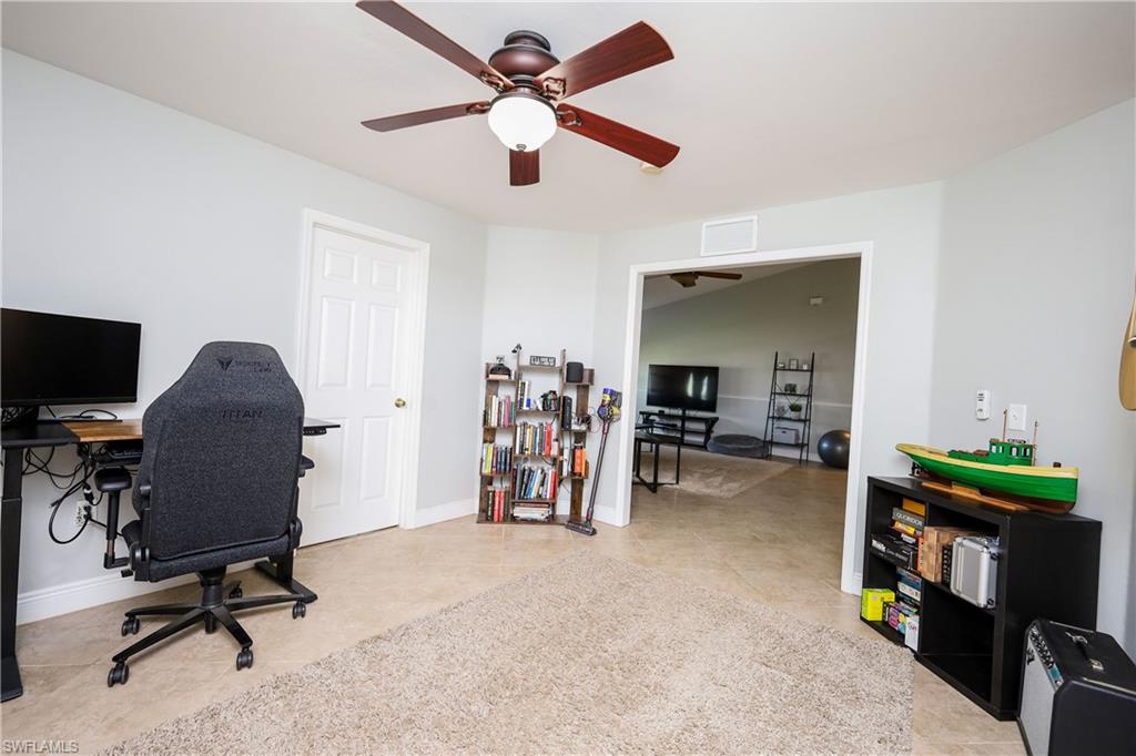 SAN CARLOS PARK - Residential