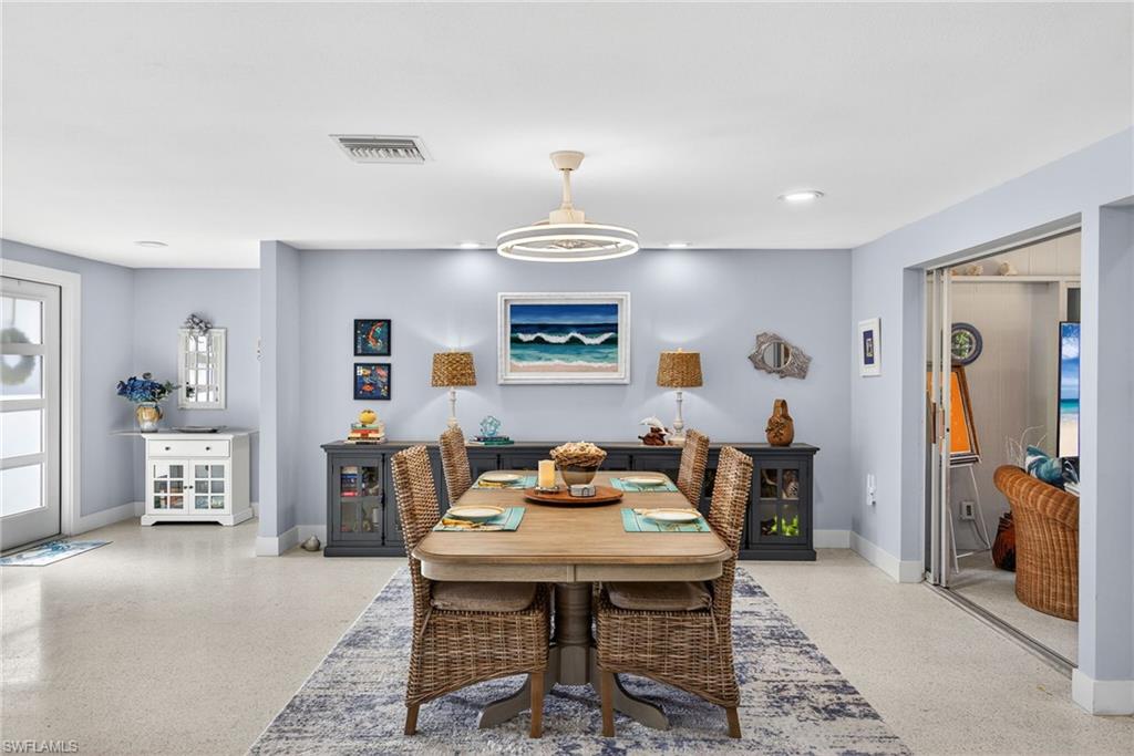 SANIBEL LAKE ESTATES - Residential