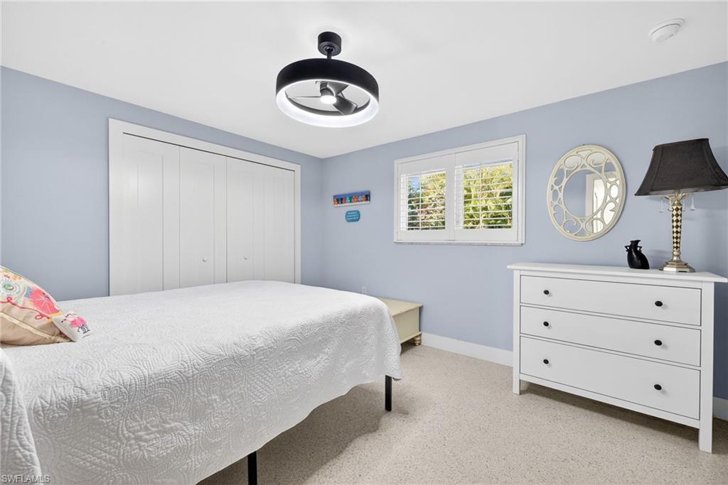 SANIBEL LAKE ESTATES - Residential