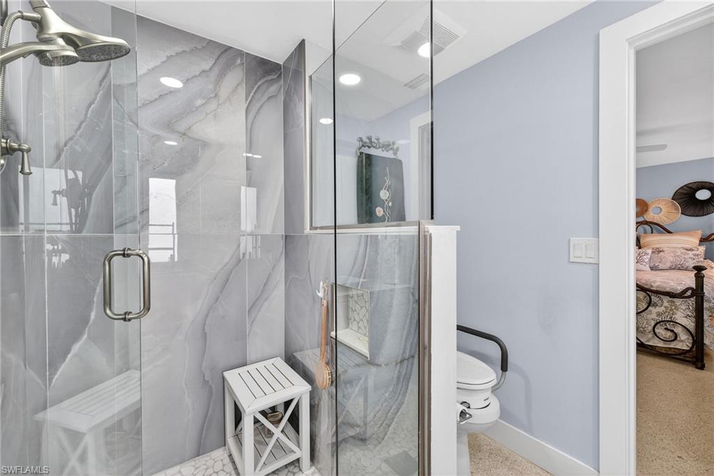 SANIBEL LAKE ESTATES - Residential