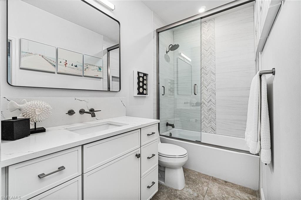 OAKWOOD CARRIAGE HOME - Residential