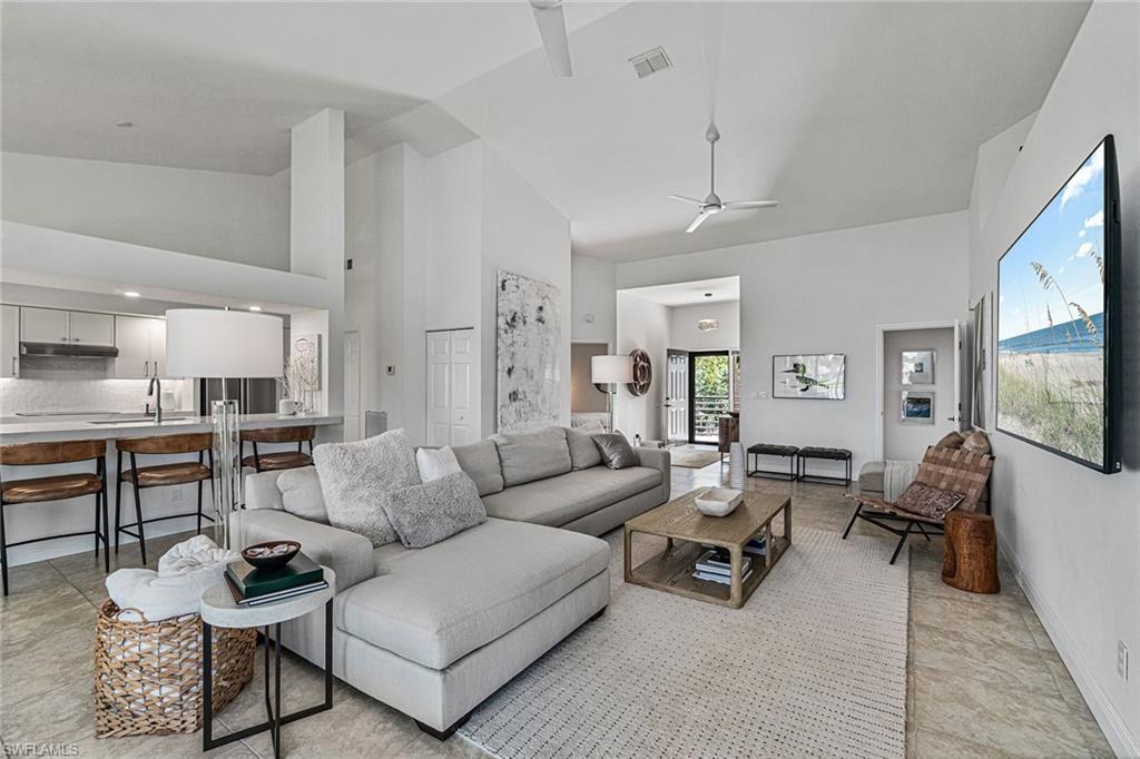 OAKWOOD CARRIAGE HOME - Residential