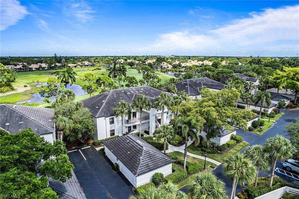 OAKWOOD CARRIAGE HOME - Residential