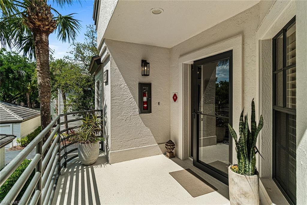 OAKWOOD CARRIAGE HOME - Residential