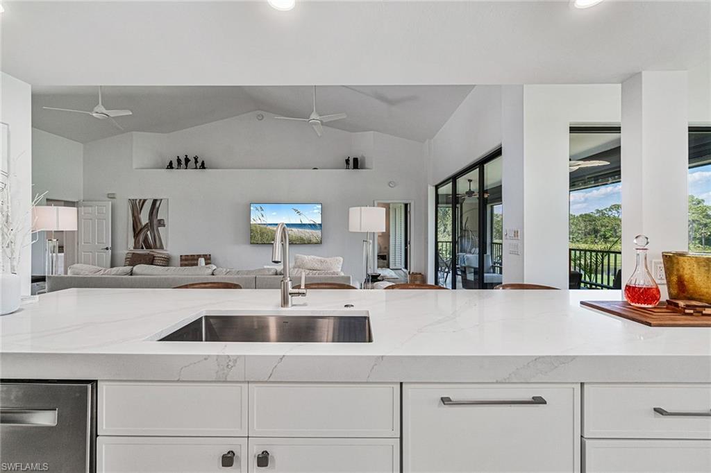 OAKWOOD CARRIAGE HOME - Residential