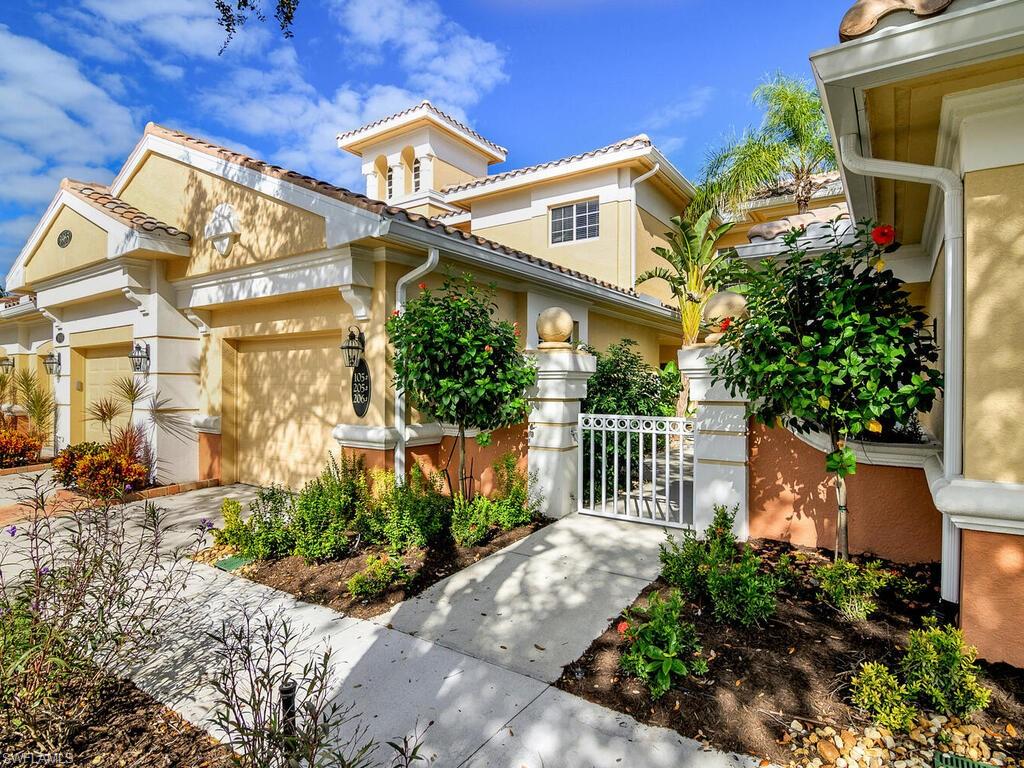 DEER CROSSING - Residential